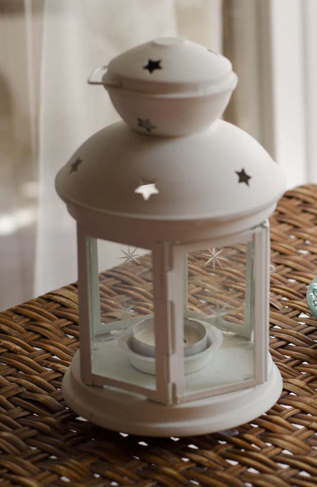 candle-lantern-white